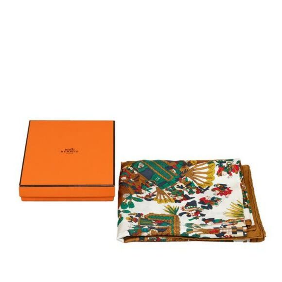 Hermes Astres Et Soleils Silk Scarf - Picture 6 of 6